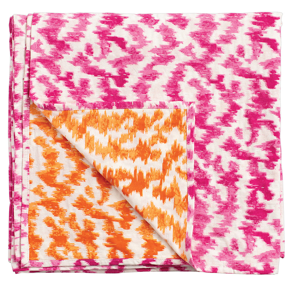 Modern Moiré Fuchsia/Orange Reversible Caspari Kantha Fabric Table Cloth 180 x 180 cm